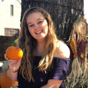 Meet your Posher, Lauren